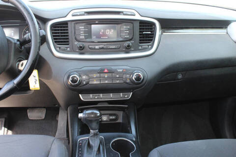 2016 Kia Sorento LX