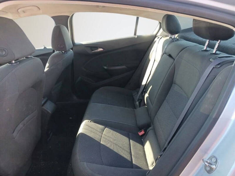 2017 Chevrolet Cruze LT Auto