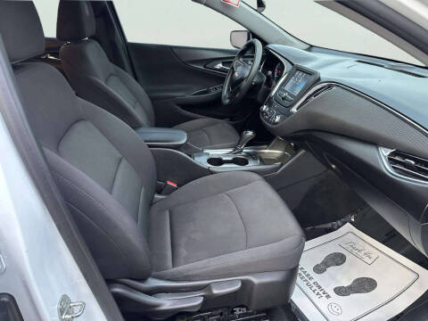 2017 Chevrolet Malibu LT