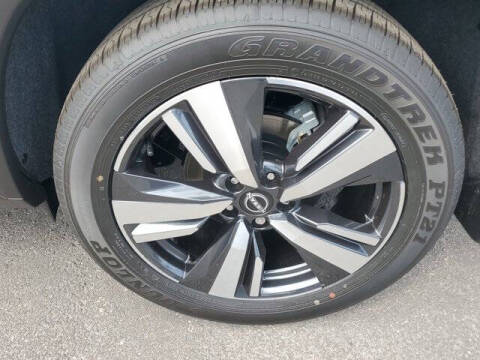 2025 Nissan Rogue SL