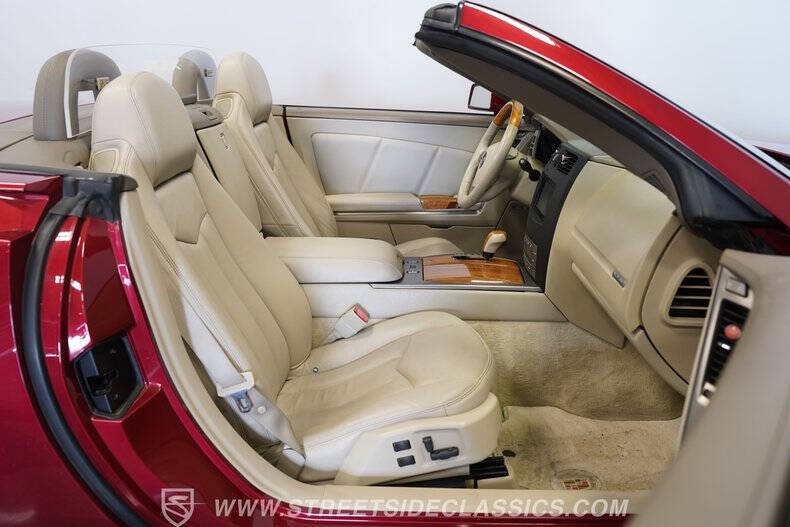 2005 Cadillac XLR