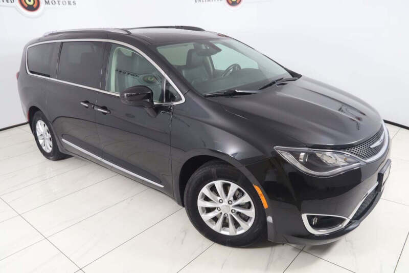 2018 Chrysler Pacifica Touring L
