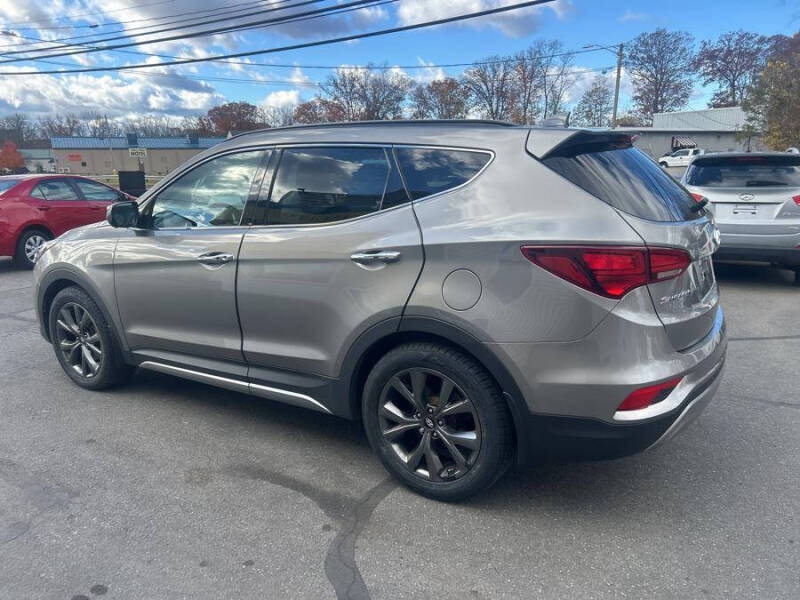 2017 Hyundai Santa Fe Sport 2.0T Ultimate