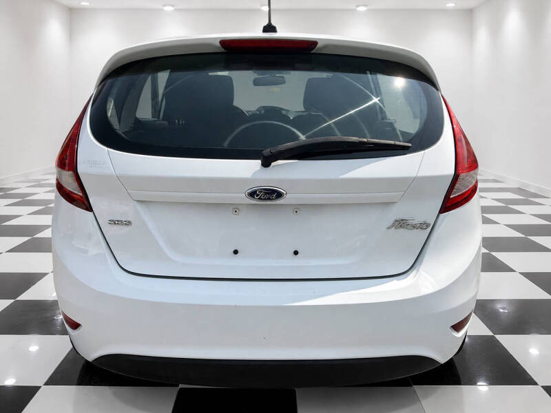 2012 Ford Fiesta SES