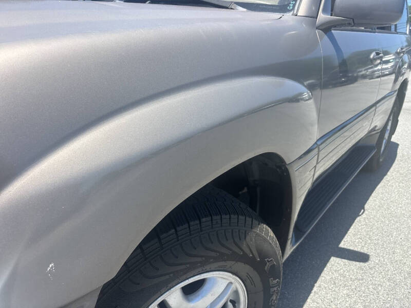 2000 Lexus LX 470