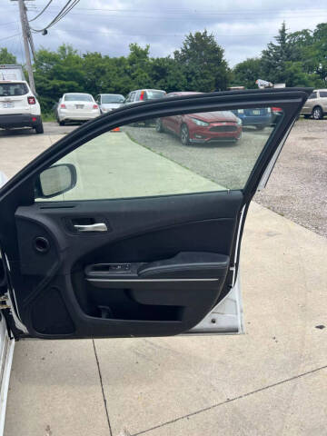 2019 Dodge Charger SXT