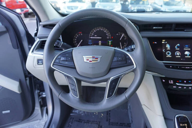 2018 Cadillac XT5 Luxury