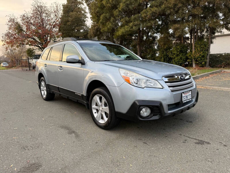 2014 Subaru Outback 2.5i Premium photo 3