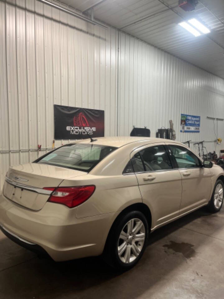 2014 Chrysler 200 for sale at Exclusive Motors in Sioux Falls, SD