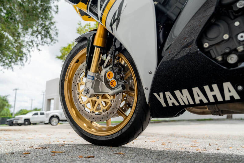 2006 Yamaha R1 & YSR80