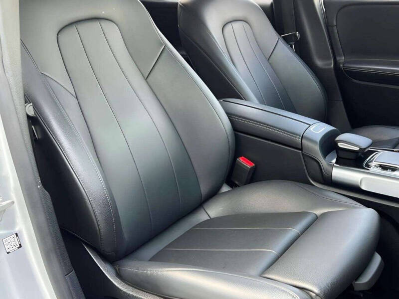 2020 Mercedes-Benz GLB GLB 250 4MATIC