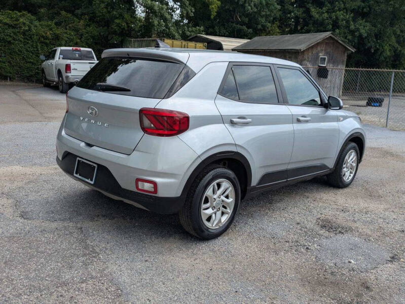 2021 Hyundai Venue SE