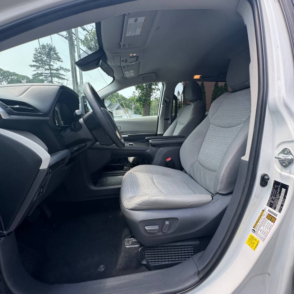 2021 Toyota Sienna for sale at Toms River Auto Sales in Lakewood, NJ