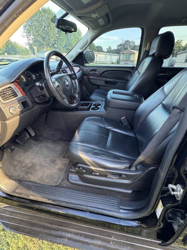 2012 Chevrolet Suburban LT