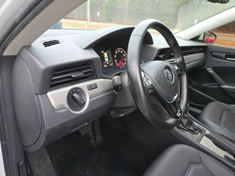 2020 Volkswagen Passat SE