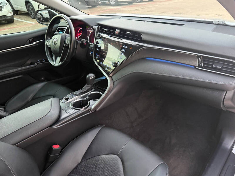 2020 Toyota Camry XSE