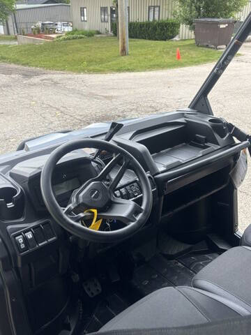 2025 Can-Am Defender Max