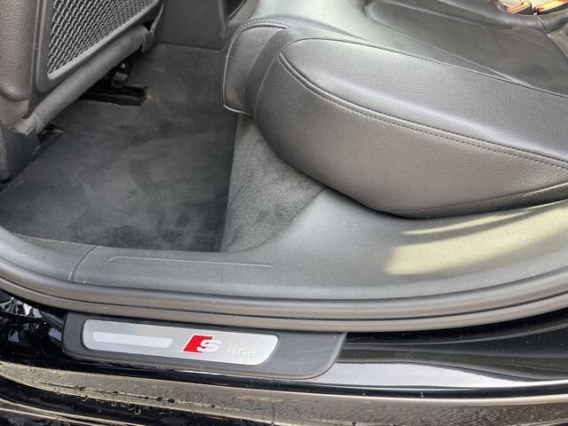 2014 Audi A4 2.0T quattro Premium Plus