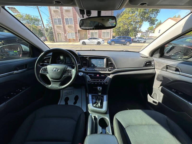 2017 Hyundai Elantra Value Edition