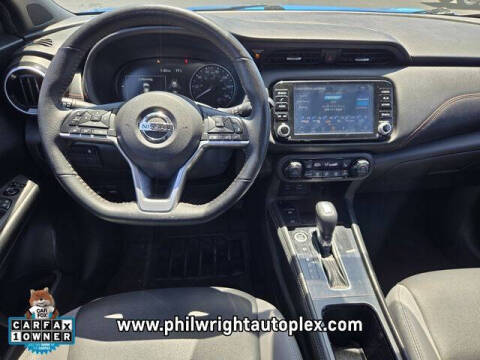 2021 Nissan Kicks SR