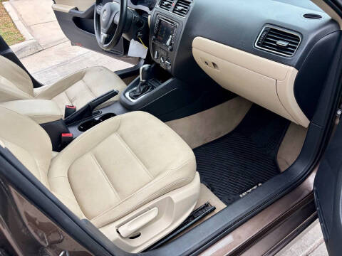 2011 Volkswagen Jetta SE