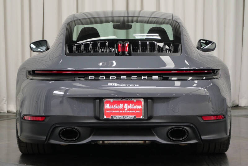 2025 Porsche 911 Carrera