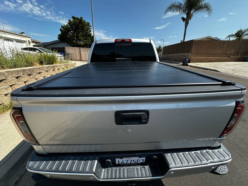 2018 GMC Sierra 1500 Denali Denali photo 11