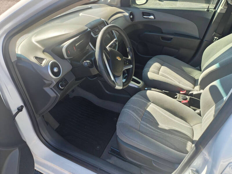 2018 Chevrolet Sonic LT Auto