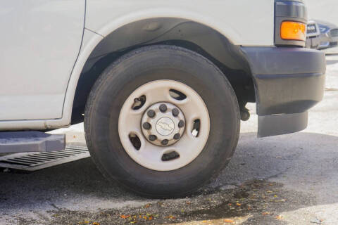 2021 Chevrolet Express 2500