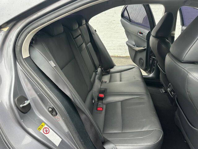 2016 Lexus IS 200t