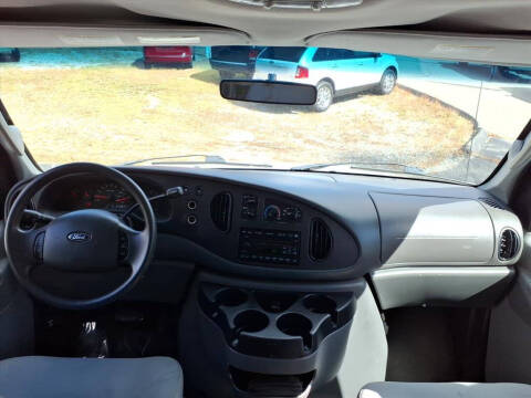 2008 Ford E-Series E-350 SD XLT