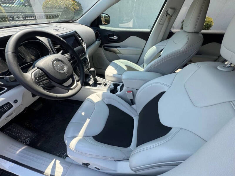 2020 Jeep Cherokee Latitude Plus