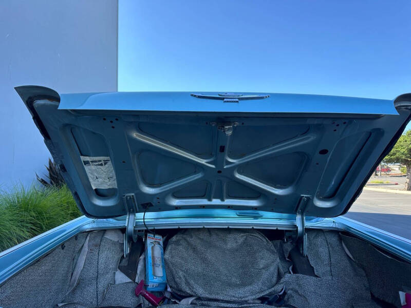 1963 Ford Thunderbird