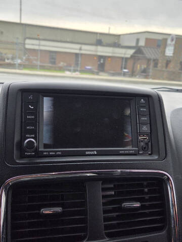 2011 Dodge Grand Caravan Crew