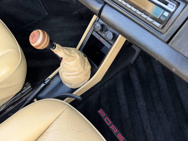 1985 Porsche 911 Carrera