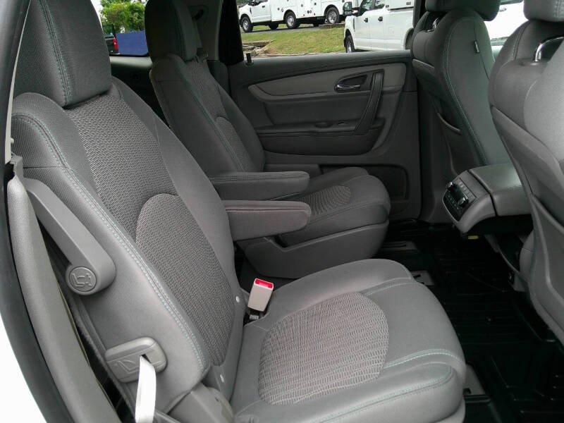 2017 Chevrolet Traverse LT