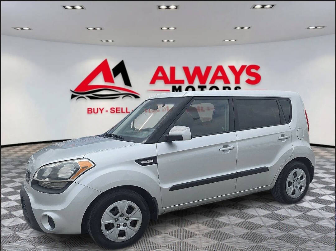 Silver 2013 Kia Soul Base 4dr Crossover 6A 1
