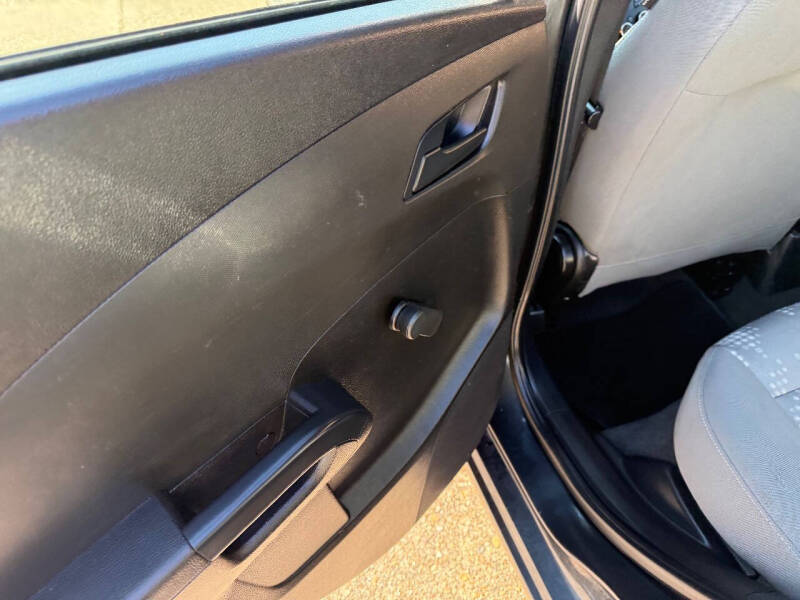 2017 Chevrolet Sonic LS Auto