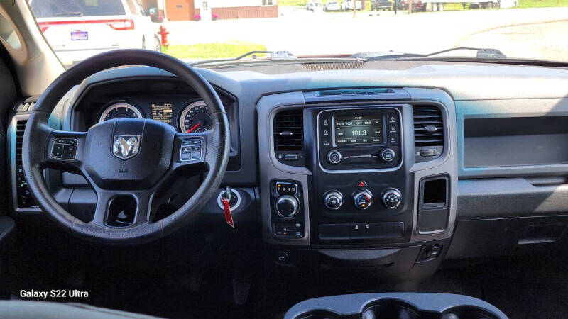 2017 RAM 1500 Express