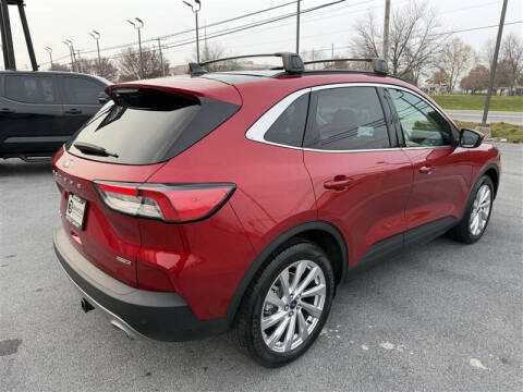 2021 Ford Escape Hybrid Titanium