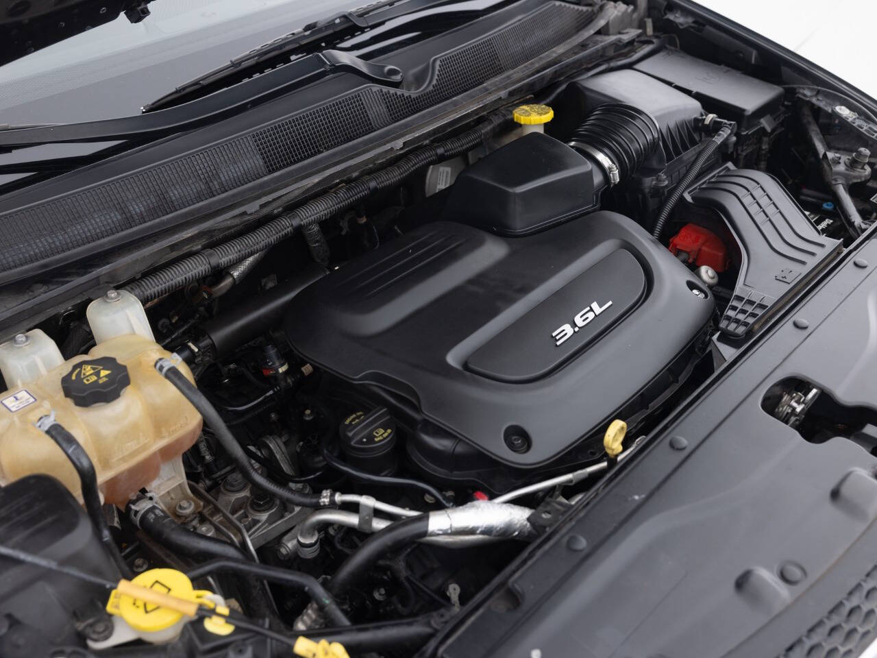 Used Car 2017 Chrysler Pacifica  Touring L 4dr Mini Van For Sale Under $15,000 In Coal City, Illinois