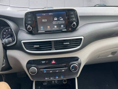 2021 Hyundai Tucson SE