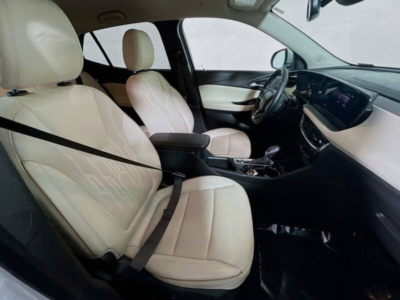 2024 Buick Encore GX Avenir
