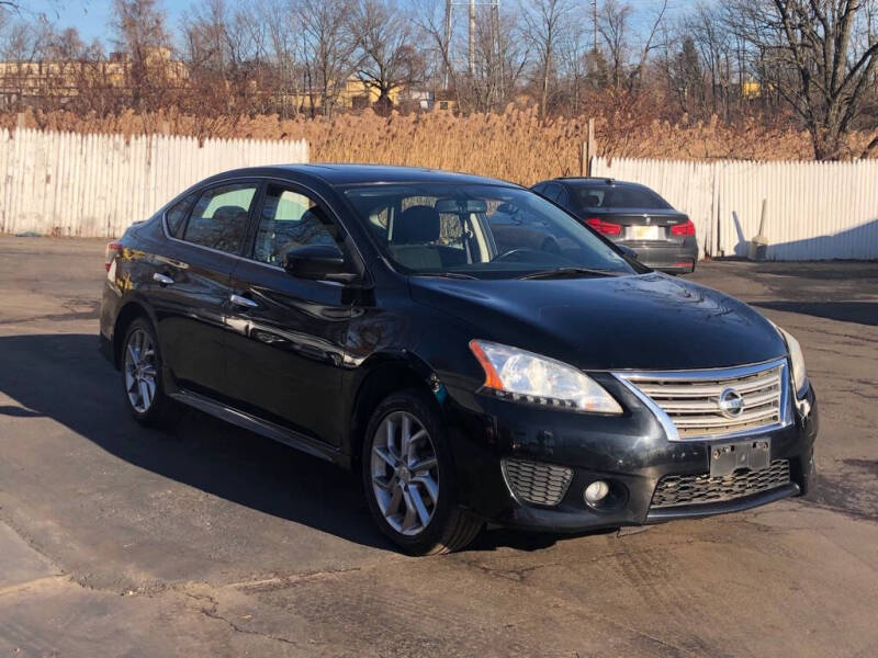 2014 Nissan Sentra SR's photo