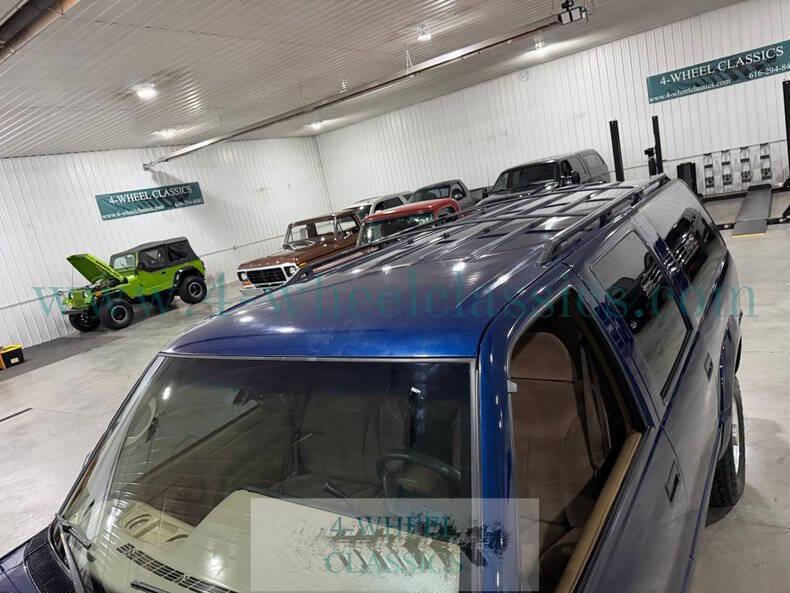 1995 GMC Suburban K2500