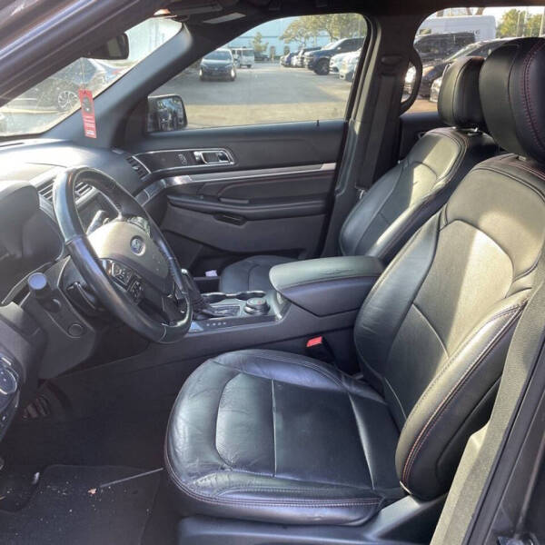 2019 Ford Explorer Sport