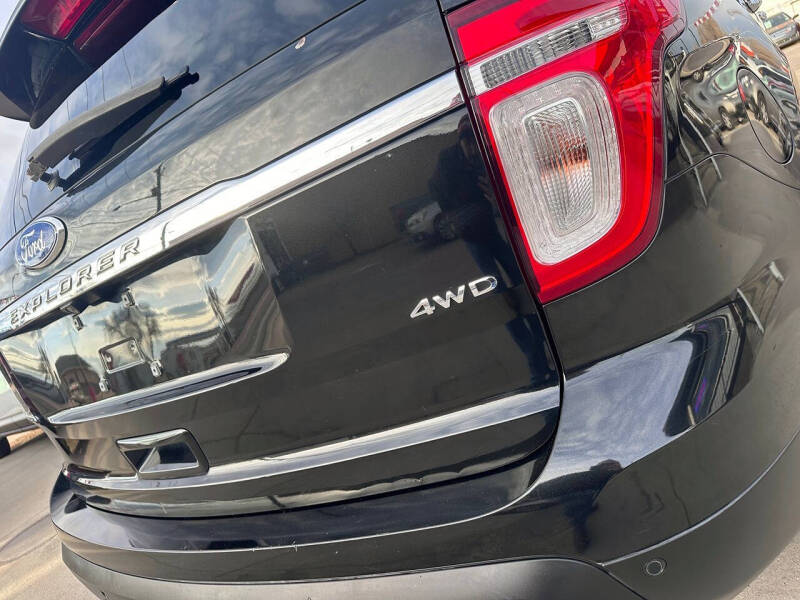 2011 Ford Explorer Limited