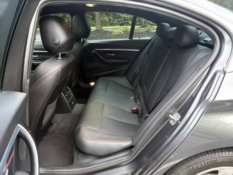 2017 BMW 3 Series 330i