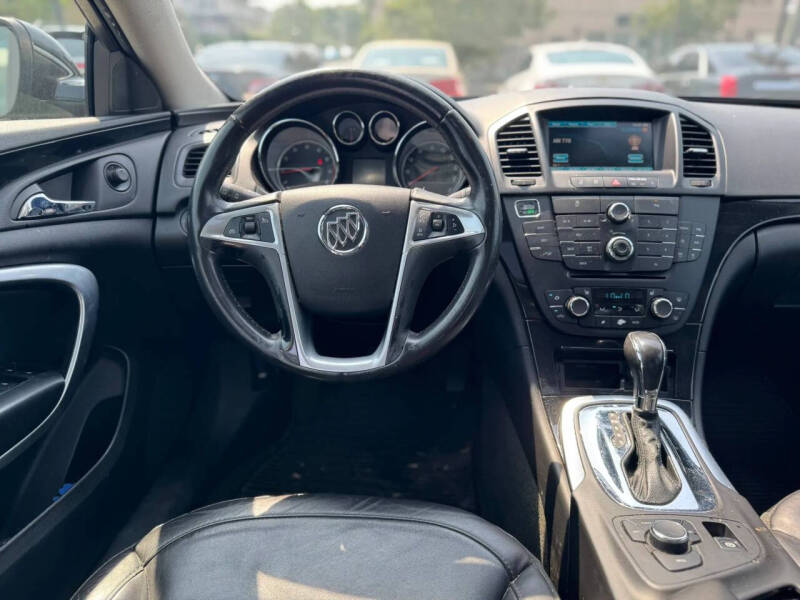 2012 Buick Regal Premium 2