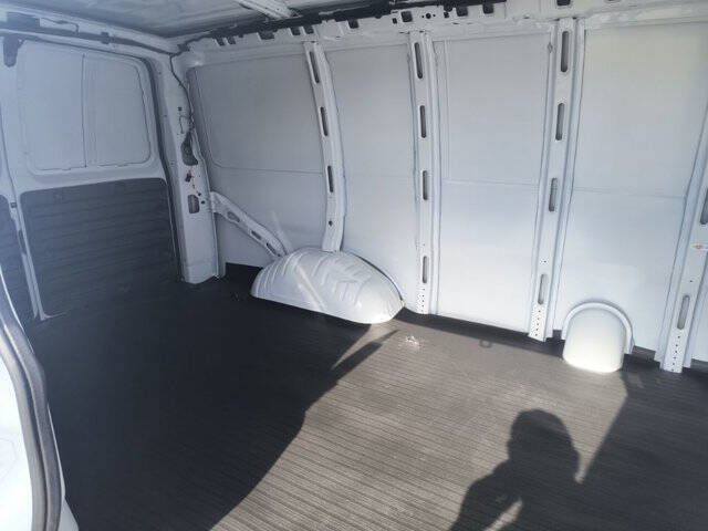 2026 Chevrolet Express Cargo Work Van - Photo 15